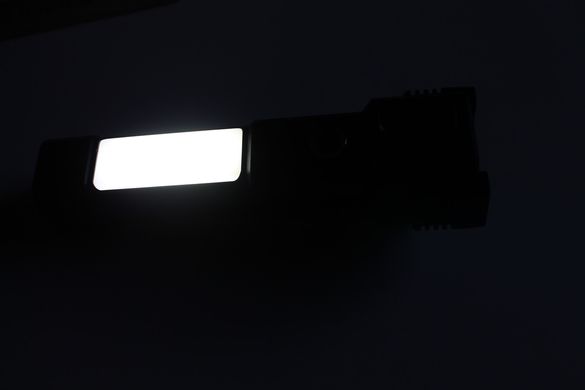 Мощный ручной светодиодный аккумуляторный фонарь с повербанком BL-S007 стеклобоем и магнитом