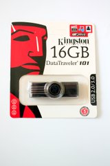 USB флеш накопитель 16Gb Kingston флешка