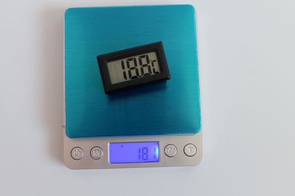 Електронний термометр TR-240 портативний цифровий