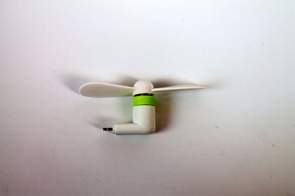 Портативний міні вентилятор для iPhone телефону